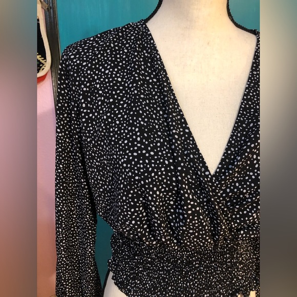 Long Sleeve Black + White Polka Dot V-Neck - Picture 11 of 15